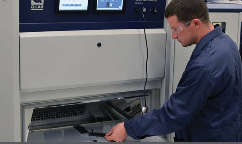 對Q-SUN氙燈老化試驗箱進行校準(zhǔn)